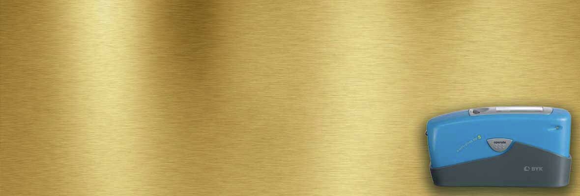 micro-gloss_S_Gold_1180x400_RGB.jpg